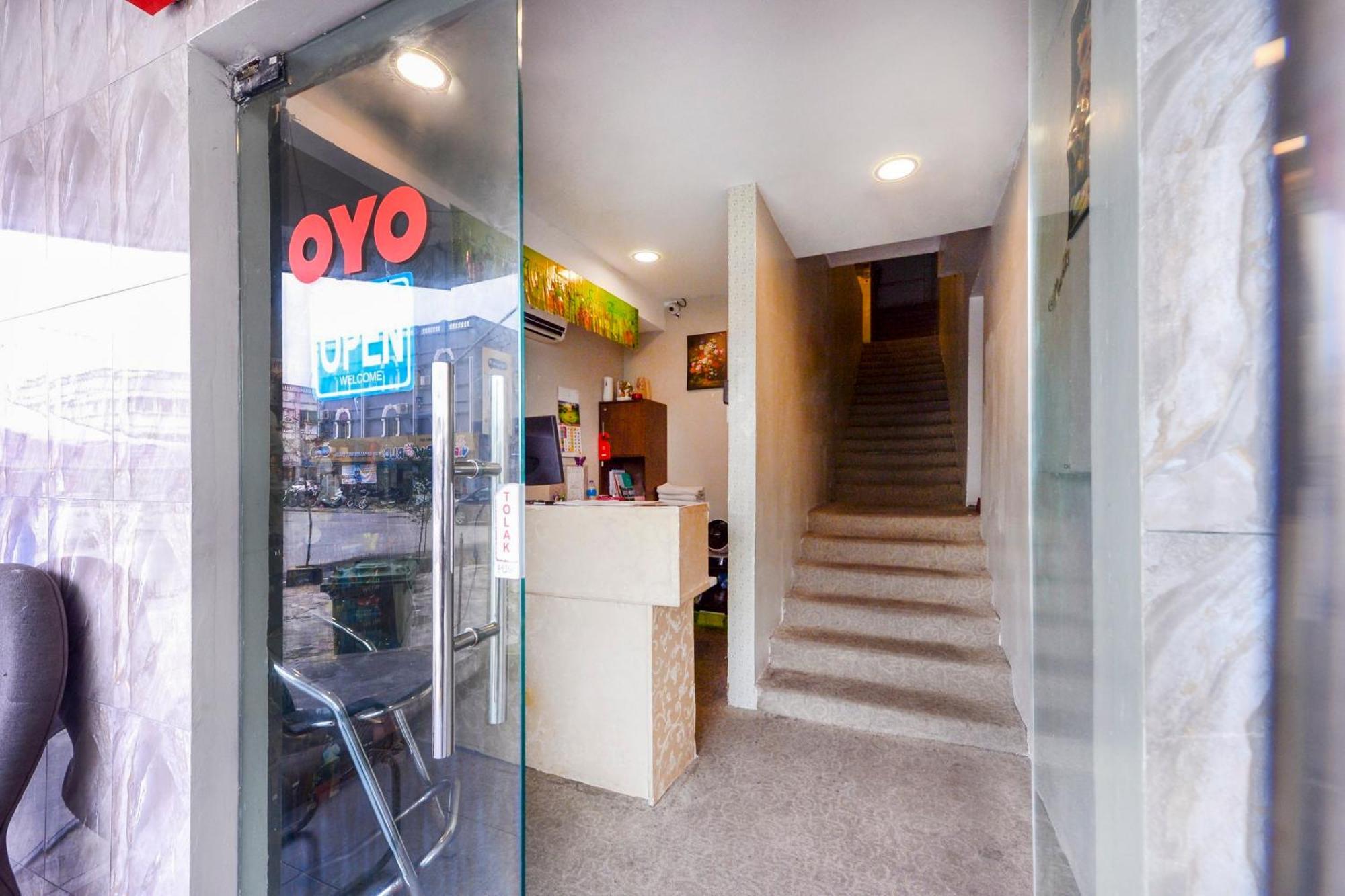 Oyo 90693 Sri Rampai Hotel كوالالمبور المظهر الخارجي الصورة