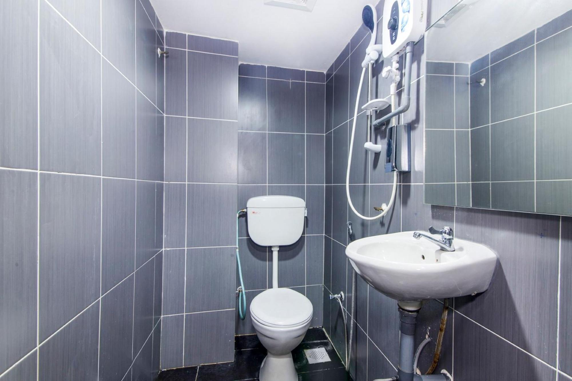 Oyo 90693 Sri Rampai Hotel كوالالمبور المظهر الخارجي الصورة